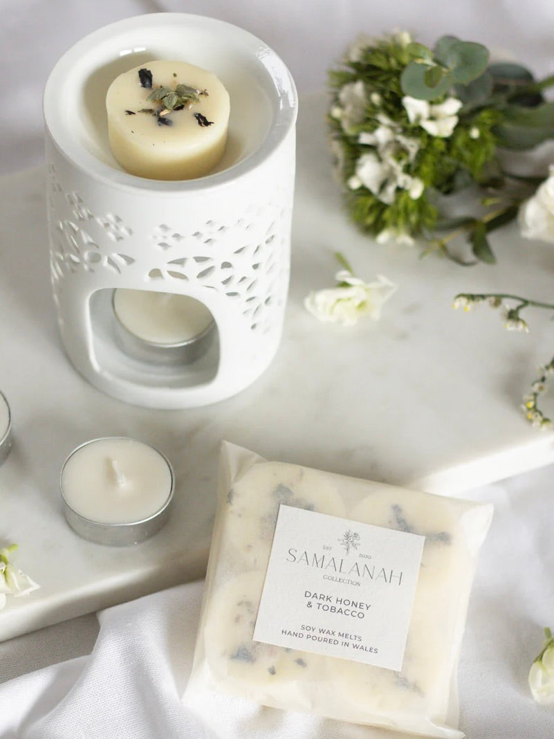 dark honey and tobacco wax melt Dark Honey & Tobacco Soy Wax Melts – Samalanah Collection