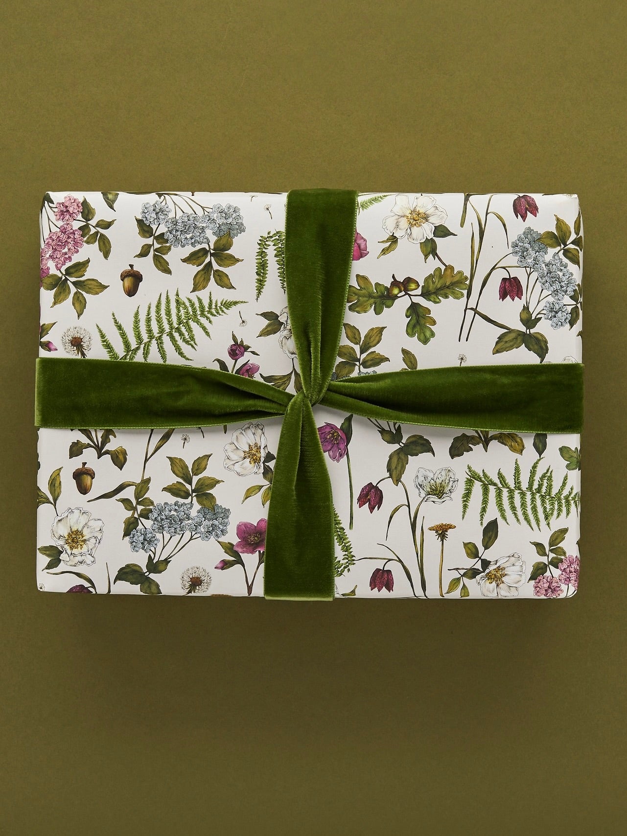 Cottage Garden - Ivory Gift Wrap