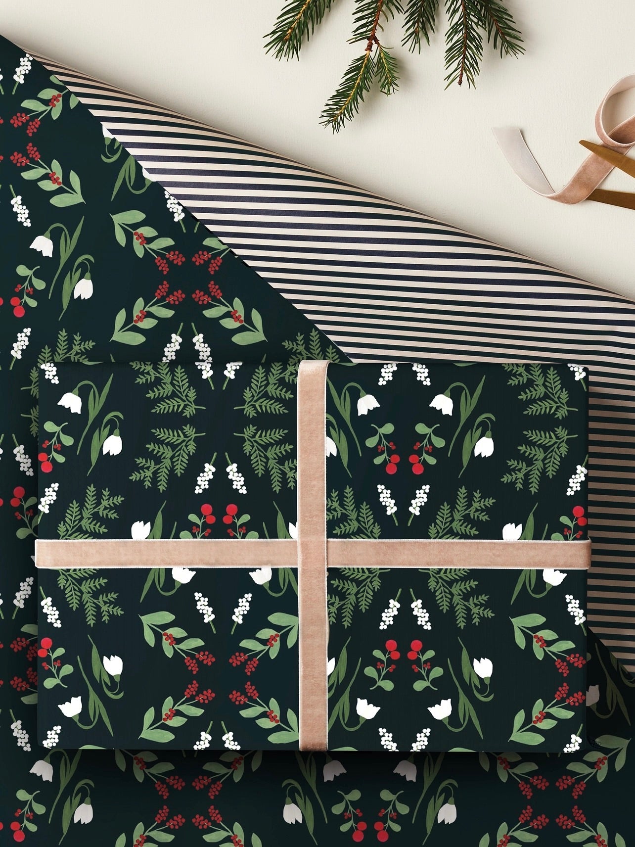 Evergreen - Festive Gift Wrap