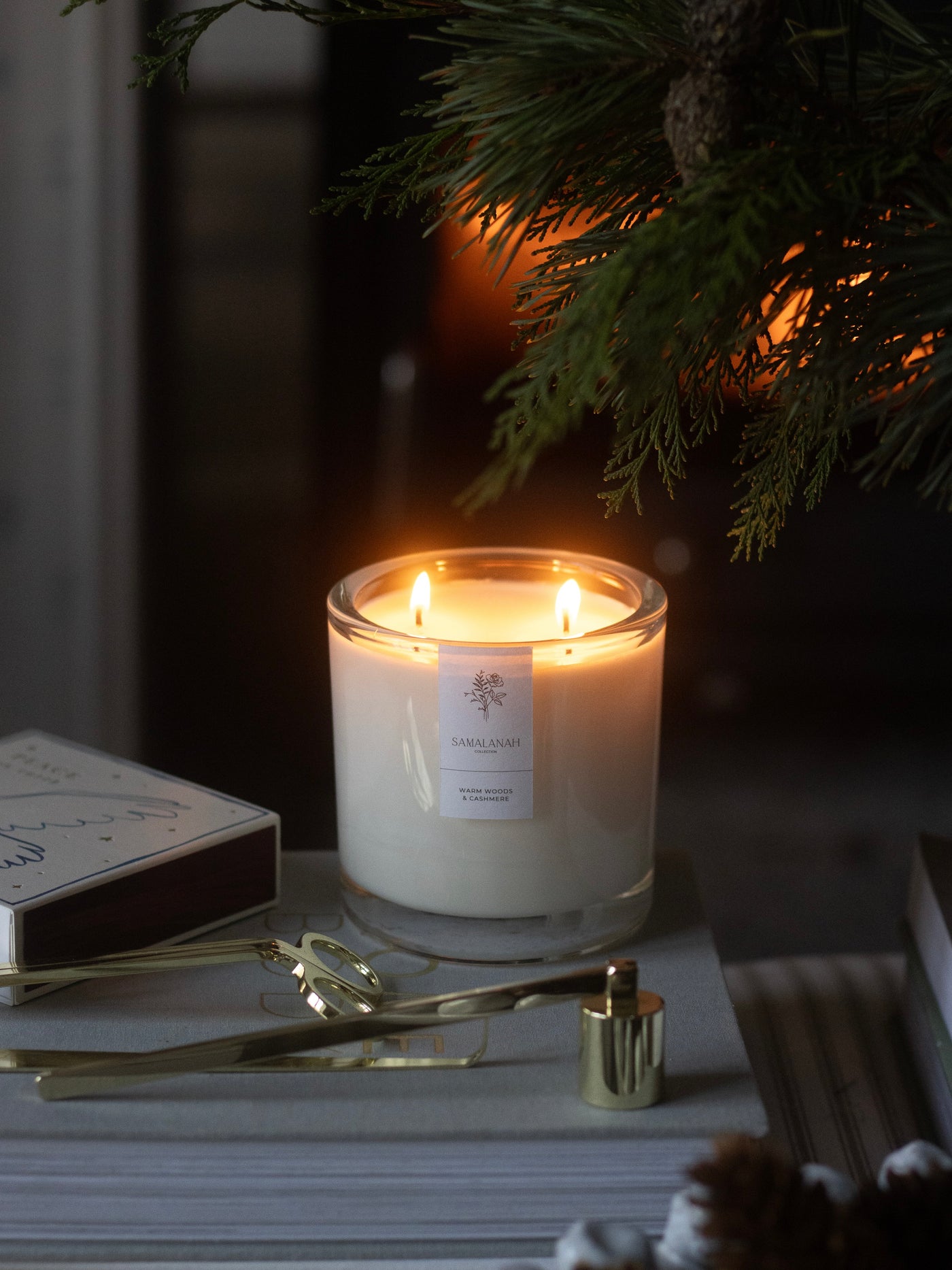 Warm Woods & Cashmere Large Luxury Candle